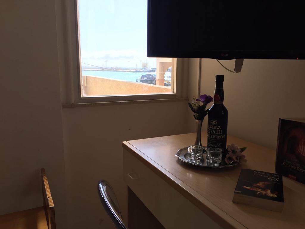 Almaran B&B Trapani Port & City المظهر الخارجي الصورة